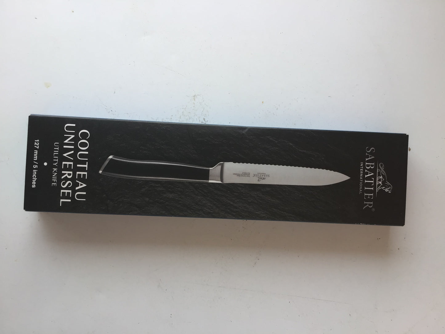 Couteau universel PROFESSIONNEL  marque LION  SABATIER INTERNATIONAL